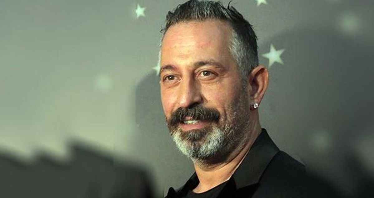 Cem Yılmaz'dan Megastar Tarkan'a Övgü: Dünyayı Tarkan Yönetsin!