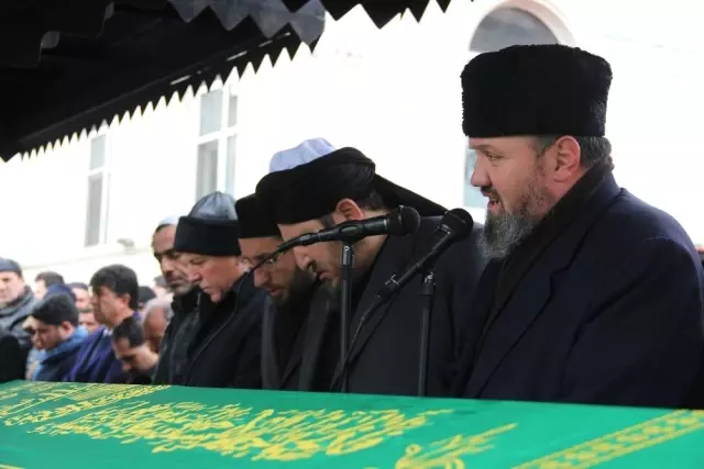Dölekli Son Yolculuğuna Uğurlandı Dölekli Son Yolculuğuna Uğurlandı