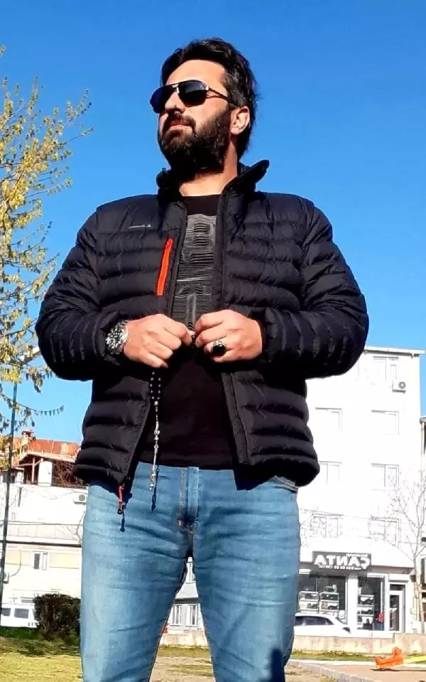 İstanbul'daki Kazada Ölen İş İnsanı, Bursa'da Toprağa Verildi İstanbul'daki Kazada Ölen İş İnsanı, Bursa'da Toprağa Verildi