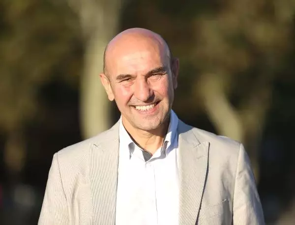 İzmir'de 30 İlçeden 24'ünde Seçimi CHP Kazandı
