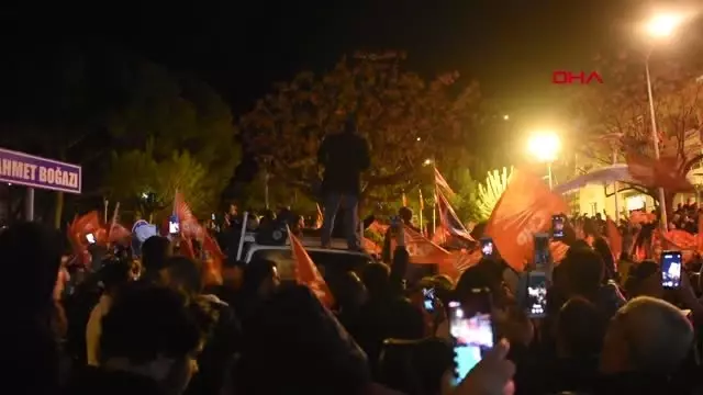 İzmir Kemalpaşa'da Kıyasıya Rekabeti CHP'li Karakayalı Kazandı