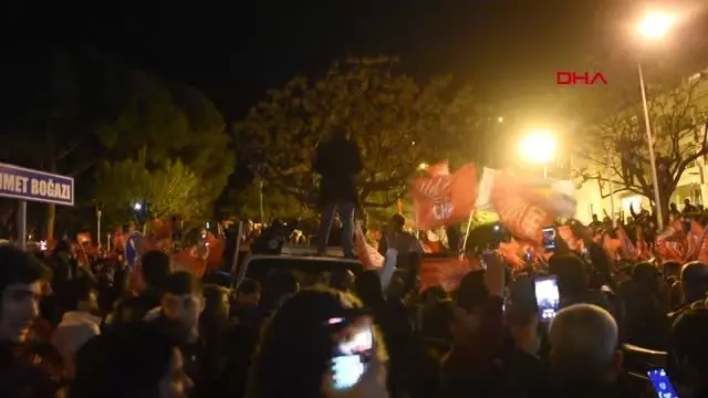 İzmir Kemalpaşa'da Kıyasıya Rekabeti CHP'li Karakayalı Kazandı