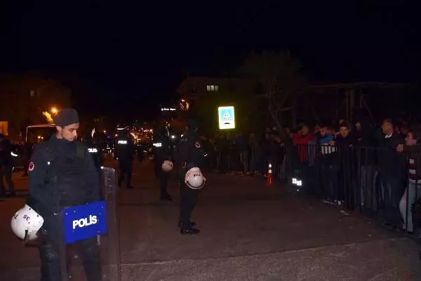 Kemalpaşa'da Kıyasıya Rekabeti CHP'li Karakayalı Kazandı