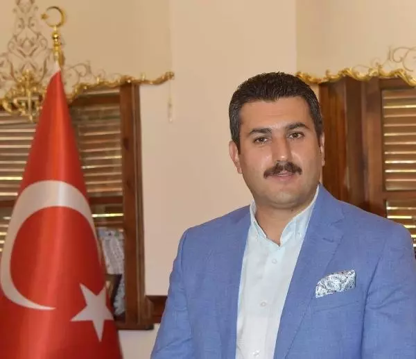 Kemalpaşa'da Kıyasıya Yarışı CHP'li Karakayalı Kazandı