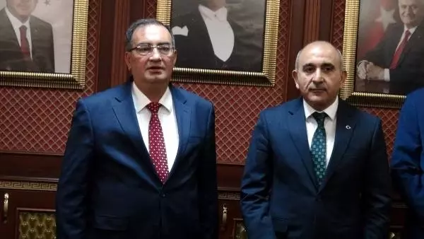 Kilis'te, Yeni Belediye Başkanı Görevi Devraldı Kilis'te, Yeni Belediye Başkanı Görevi Devraldı
