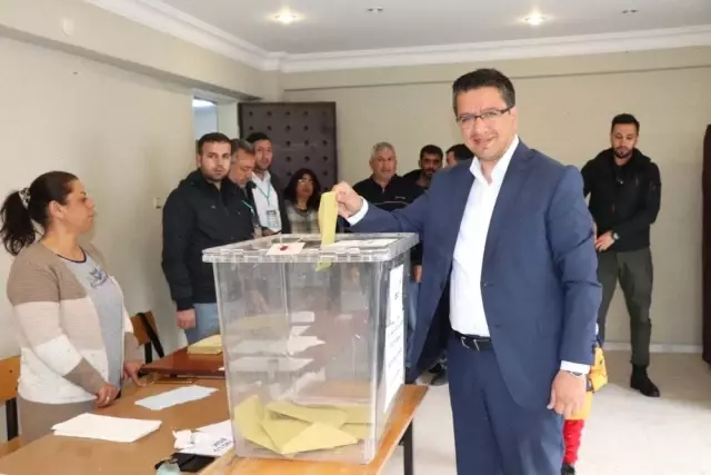 Öcalan'ın Memleketinde 30 Yıl Sonra AK Parti Kazandı