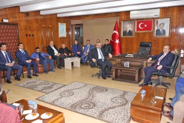 Başkan Hamit Kılıç: 'Bu Bir Bayrak Yarışı' Başkan Hamit Kılıç: 'Bu Bir Bayrak Yarışı'