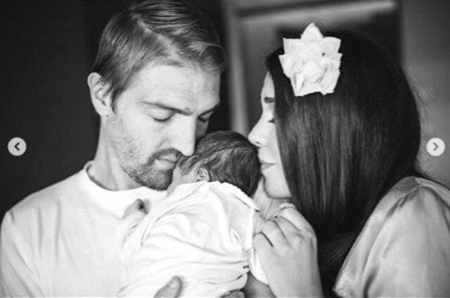 Caner Erkin, Eşi Şükran Ovalı'nın Doğum Gününü Romantik Mesajla Kutladı