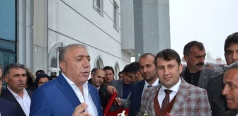 Çat Belediye Başkanı Melik Yaşar, Göreve Başladı