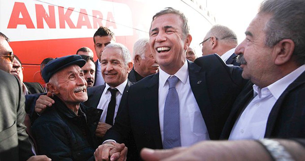 CHP'li Mansur Yavaş İlk İcraatını Açıkladı: Makam Araçları Azaltılıyor