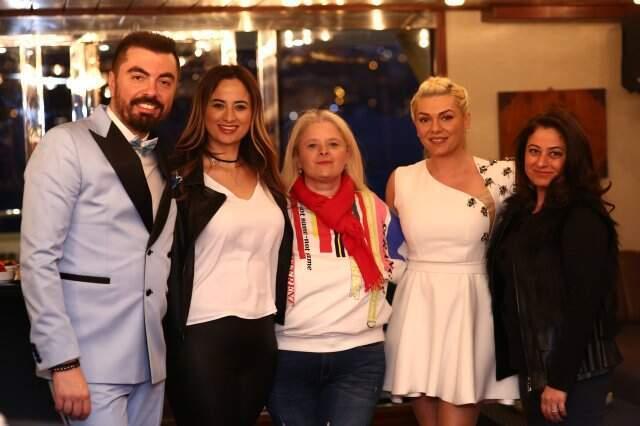 Evren Yaşlak Yeni Yaşına İhtişamlı Bir Partiyle Merhaba Dedi!