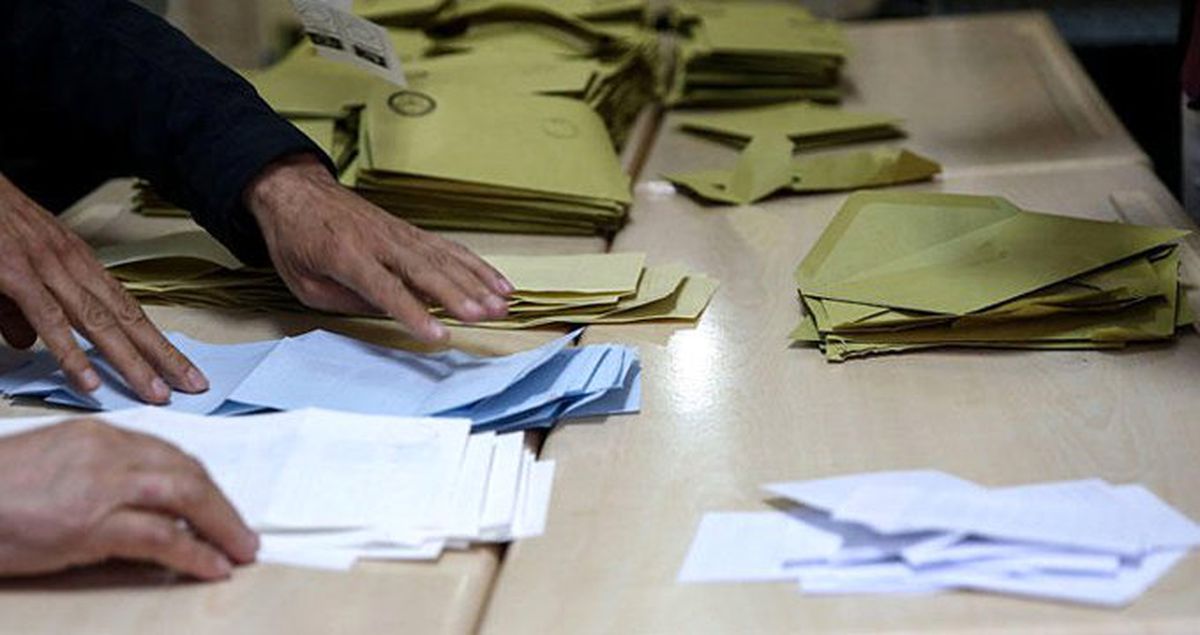 İstanbul'da 6 İlçede Geçersiz Oylar Yeniden Sayılacak