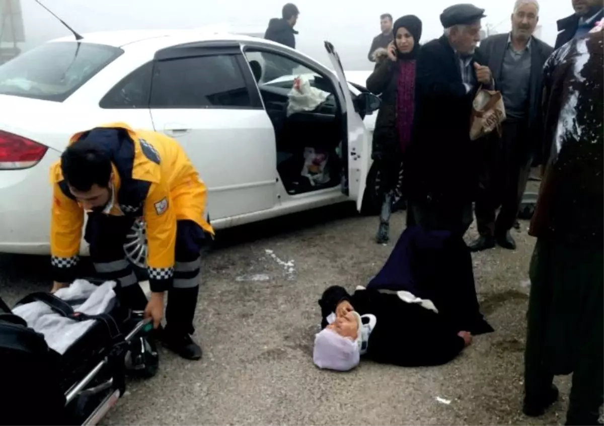 Kahta'da Sis Kazaya Neden Oldu: 5 Yaralı