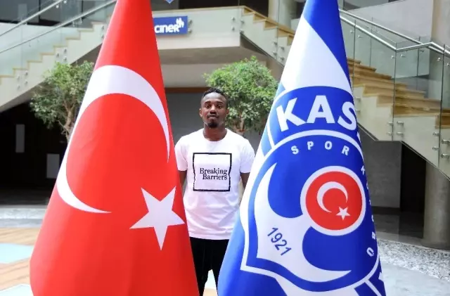 Koita: 'Diagne ile İlgili Endişem Yok, Galatasaray'da Başarılı Olacaktır' Koita: 'Diagne ile İlgili Endişem Yok, Galatasaray'da Başarılı Olacaktır'