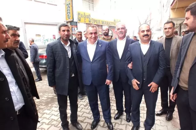 Malazgirt'te 3 Oy Farkla Gelen Seçim Zaferi Malazgirt'te 3 Oy Farkla Gelen Seçim Zaferi
