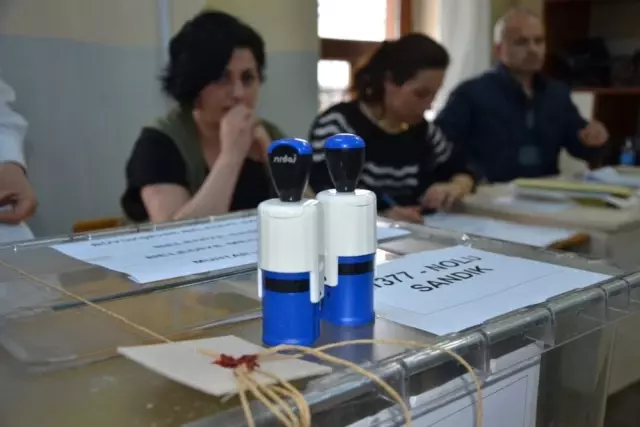 Ankara'da 11 İlçede Oylar Yeniden Sayılıyor