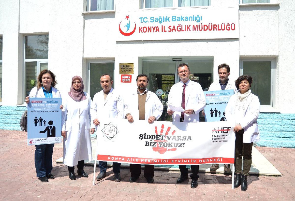 Konahed'den İzmir'de Aile Hekiminin Darp Edilmesine Tepki