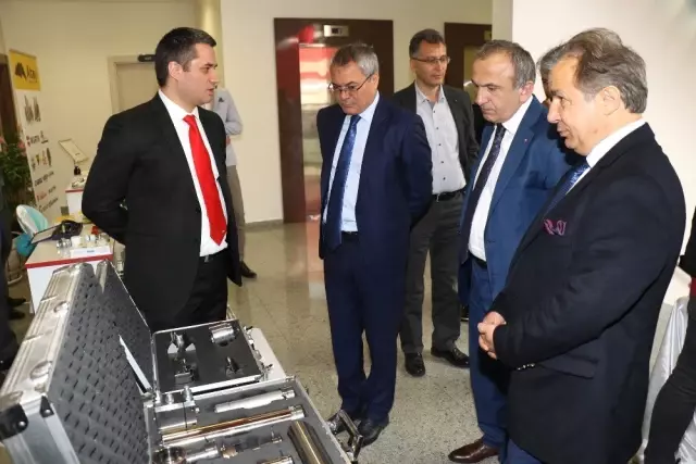 Manisa'da 2. Kalıpçılık Zirvesi Gerçekleştirildi Manisa'da 2. Kalıpçılık Zirvesi Gerçekleştirildi