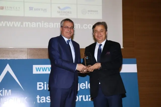 Manisa'da 2. Kalıpçılık Zirvesi Gerçekleştirildi Manisa'da 2. Kalıpçılık Zirvesi Gerçekleştirildi