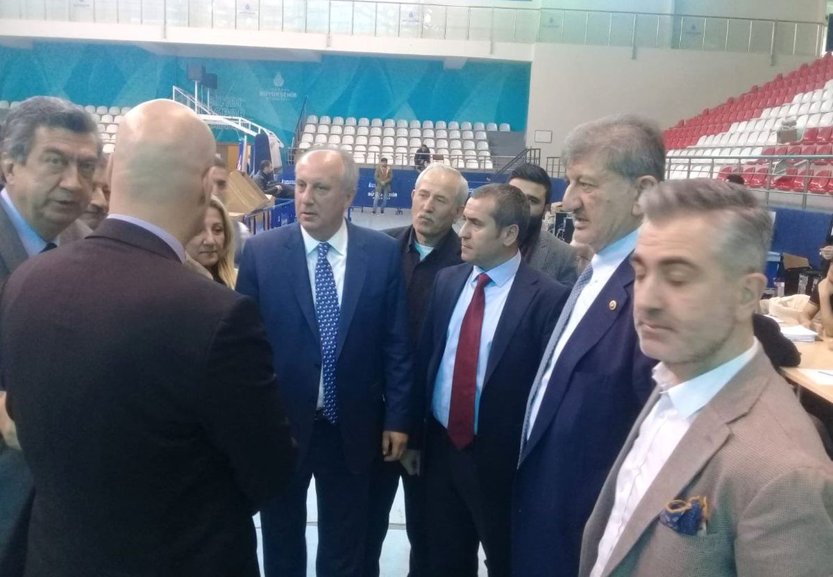 Muharrem İnce, CHP'li Adayın 'Usulsüzlük Yapıldı' Dediği İlçeye Gitti