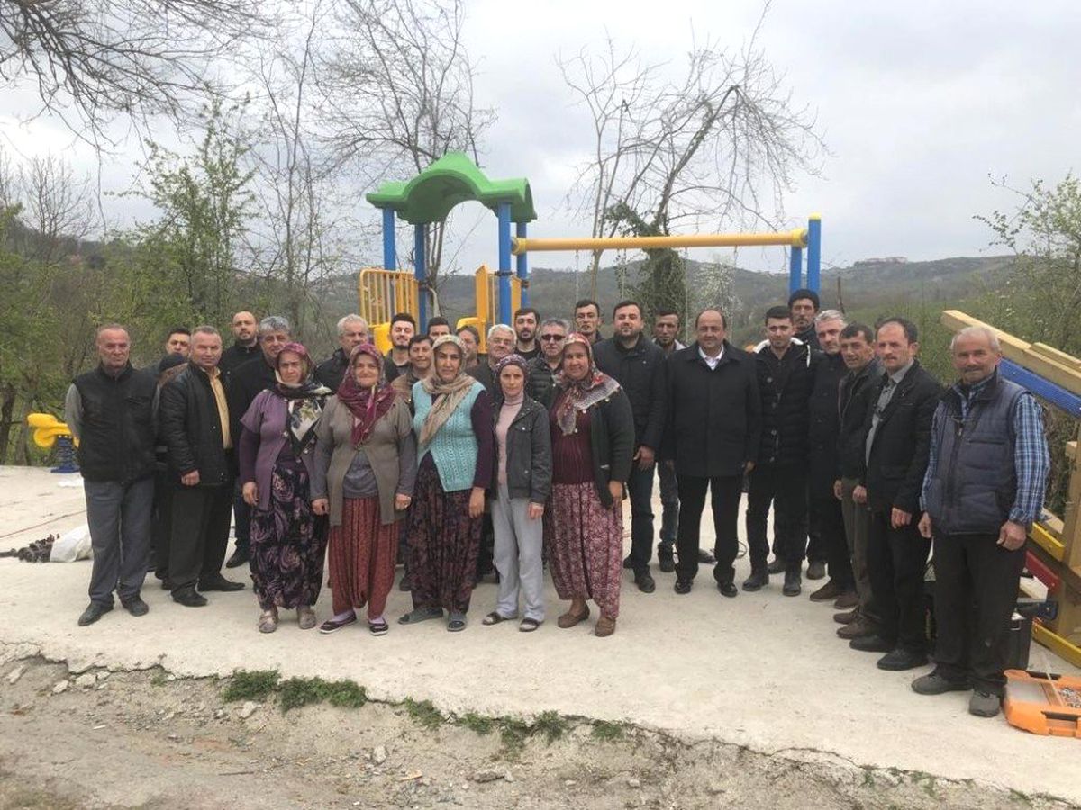Seçimi Kaybeden Muhtarın Söktüğü Park Yeniden Yapıldı
