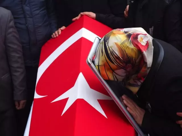 Necmeddin Öğretmene Son Görev