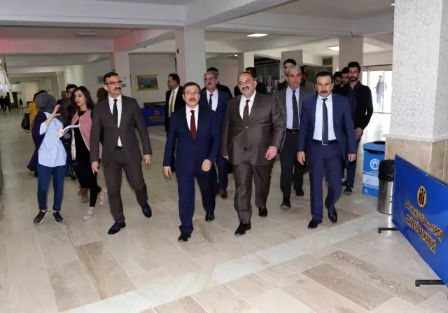 Öğrenciler Hem Okuyup Hem İş Sahibi Olabilecek