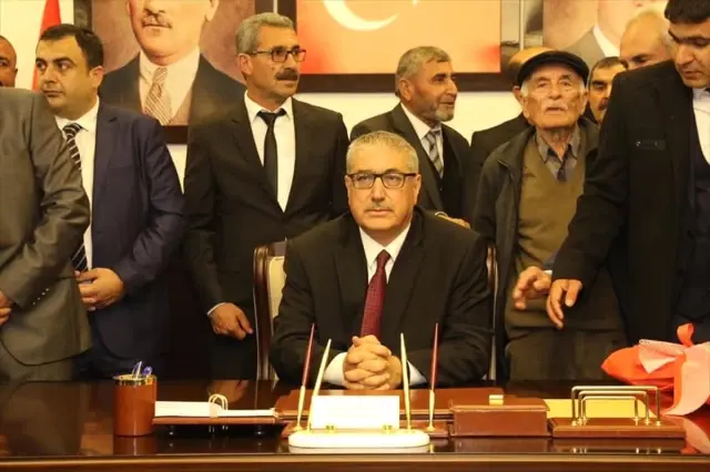 Pazarcık Belediye Başkanı Yılmazcan, Mazbatasını Aldı Pazarcık Belediye Başkanı Yılmazcan, Mazbatasını Aldı