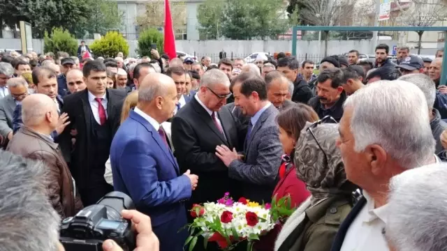 Pazarcık Belediye Başkanı Yılmazcan, Mazbatasını Aldı Pazarcık Belediye Başkanı Yılmazcan, Mazbatasını Aldı