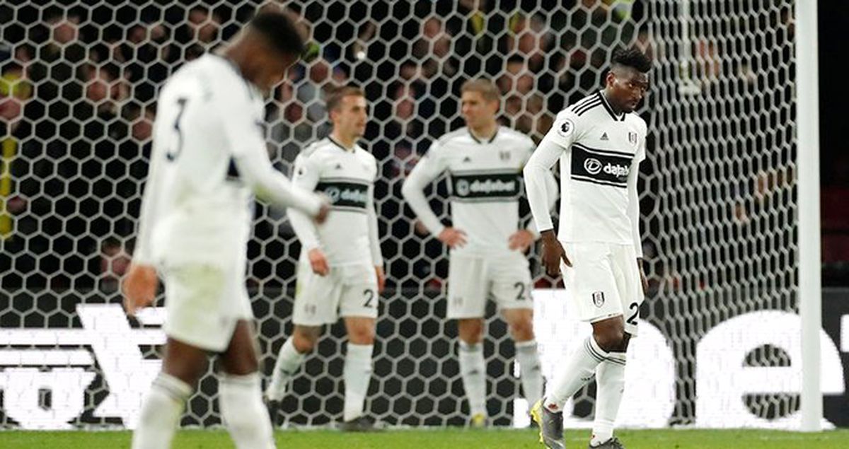 Ryan Babel'in Formasını Giydiği Fulham, Küme Düştü