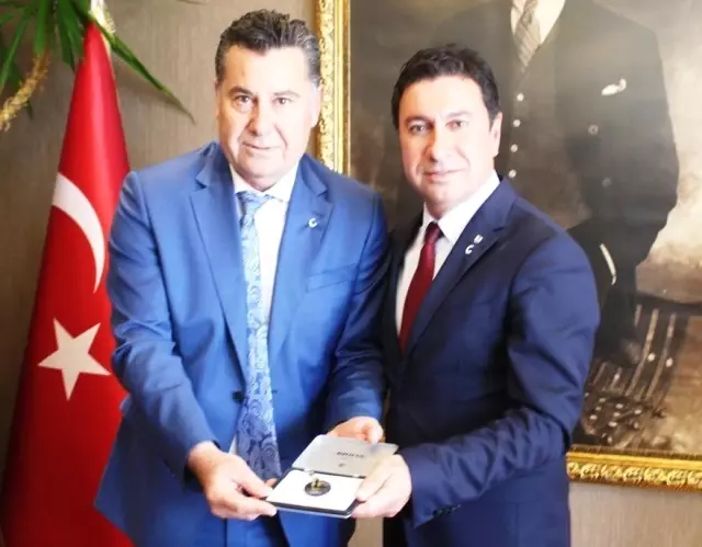 Bodrum Belediye Başkanı Aras Görevi Kocadon'dan Devraldı