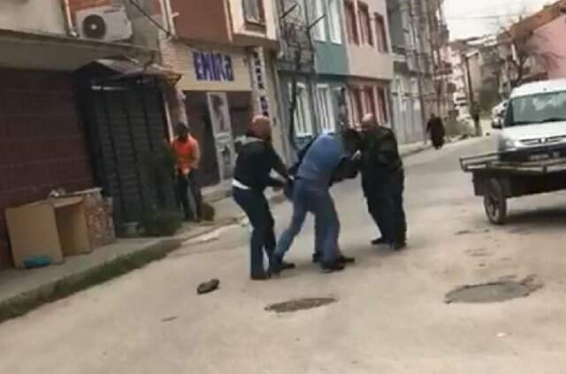 Bursa İş Yerine Tüfekle Ateş Eden Şahıs Böyle Dövüldü