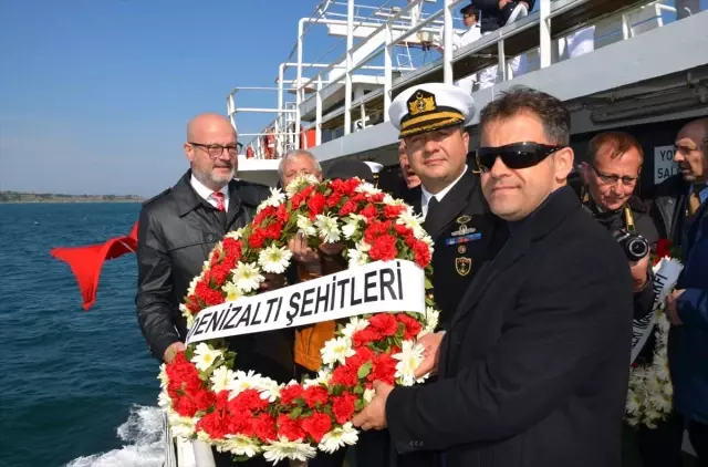 Çanakkale'de Dumlupınar Denizaltısı Şehitleri Anıldı