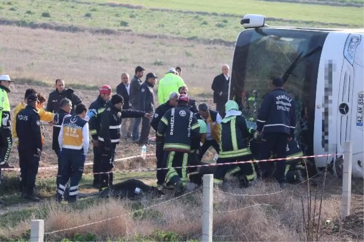 Denizli'de Yolcu Otobüsü Devrildi: 2 Ölü, 35 Yaralı- Yeniden