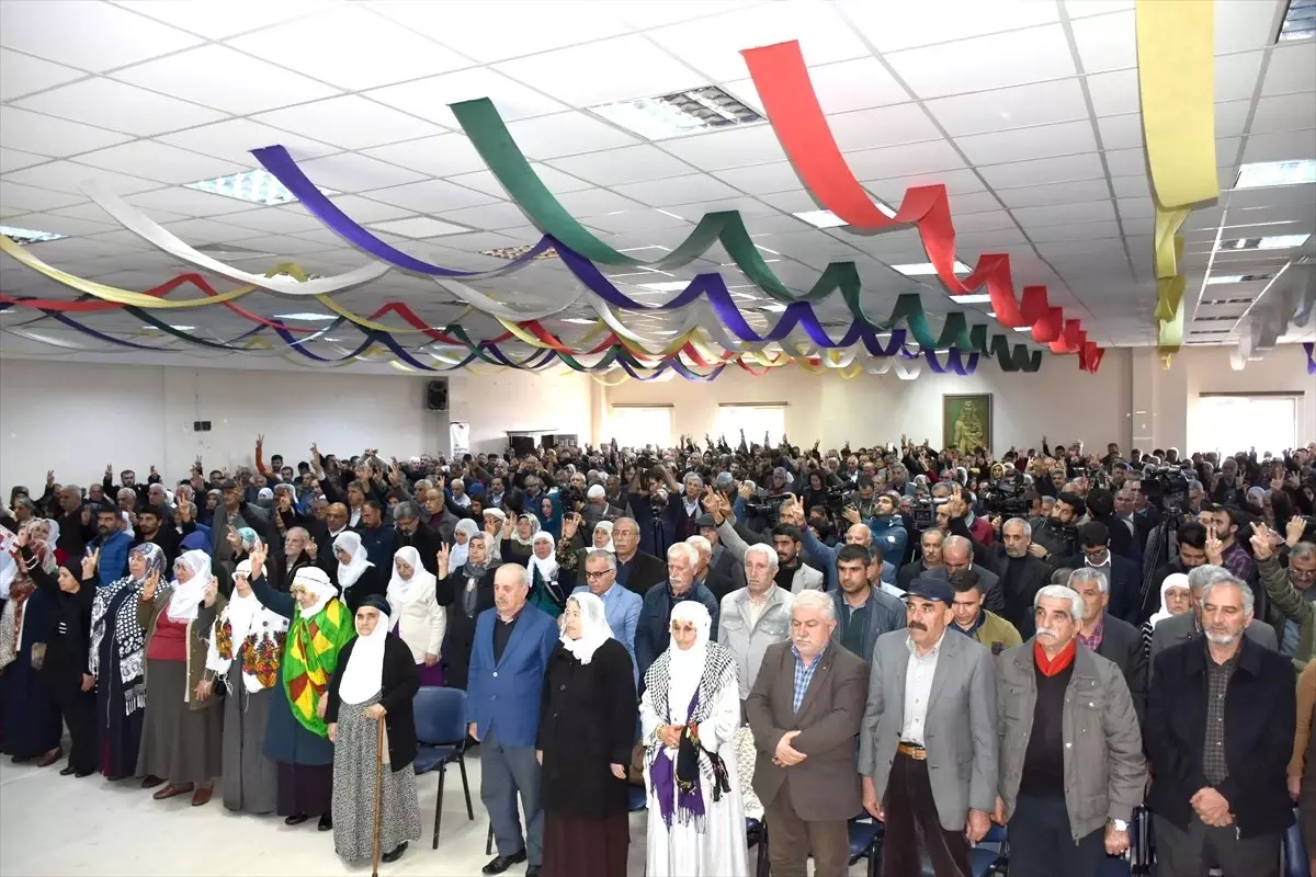 Hdp'nin Kutlama Programında Terör Propagandası
