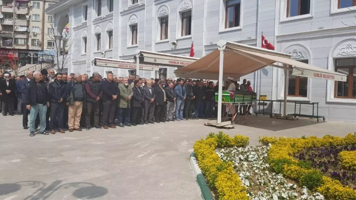 Kansere Yenik Dusen Tugce Gozyaslariyla Ugurlandi Haberler