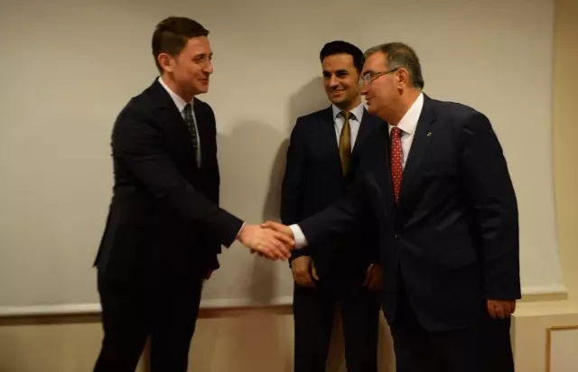 Kilis Belediye Başkanı Bulut Mazbatasını Aldı Kilis Belediye Başkanı Bulut Mazbatasını Aldı