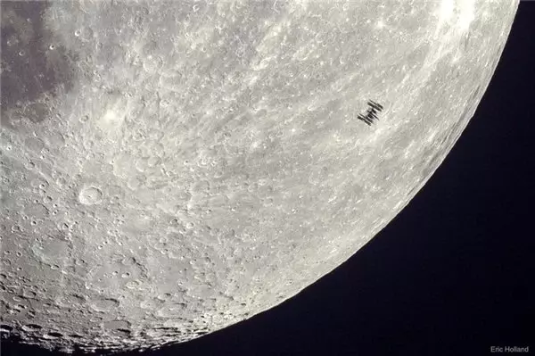 nasa nin ay in yuzeyinde buldugu garip
