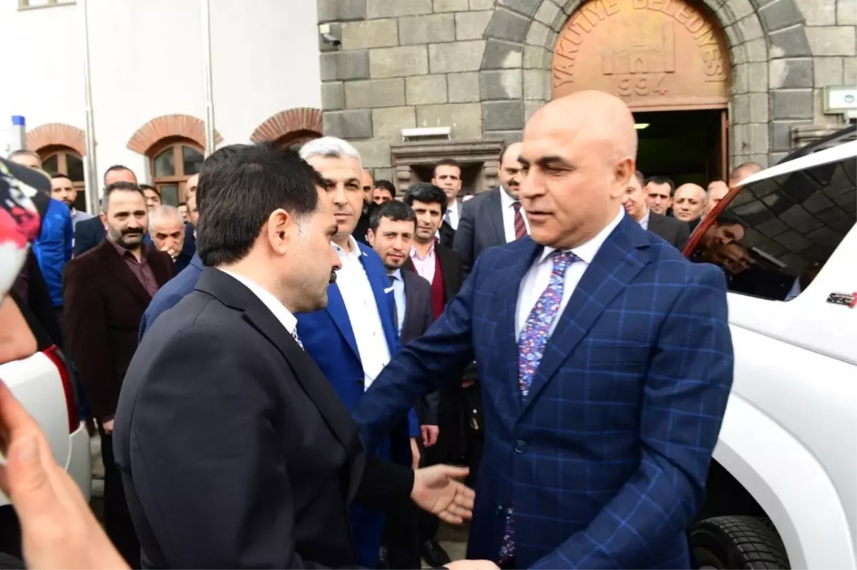 Yakutiye Belediyesi'nde Devir Teslim Töreni