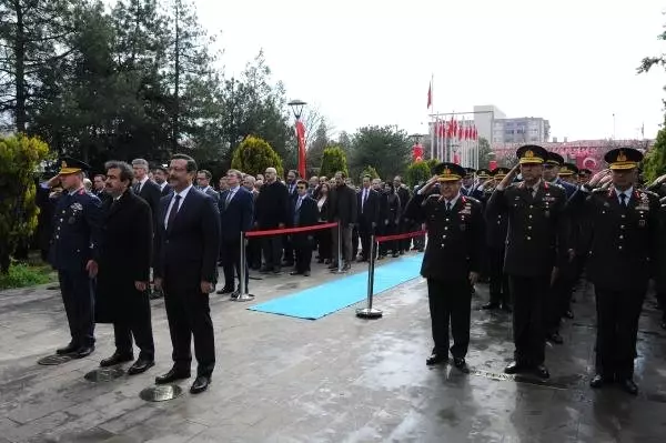 Atatürk'ün, Diyarbakır'ın Fahri Hemşehriliğini Kabulü Kutlandı Atatürk'ün, Diyarbakır'ın Fahri Hemşehriliğini Kabulü Kutlandı