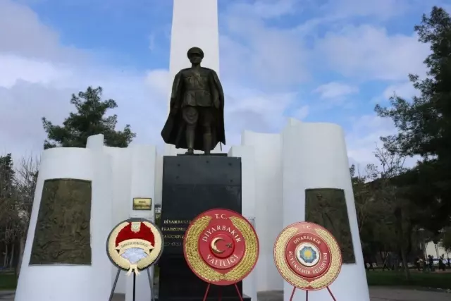 Atatürk'ün Diyarbakır'ın Fahri Hemşehriliğini Kabulü Kutlandı Atatürk'ün Diyarbakır'ın Fahri Hemşehriliğini Kabulü Kutlandı