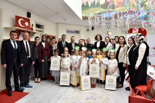Bilecik'te 'Tohumlar Minik Ellerde Canlanıyor' Projesi Bilecik'te 'Tohumlar Minik Ellerde Canlanıyor' Projesi