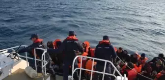 Gabon: Kuşadası Körfezi'nde Sürüklenen 26'sı Çocuk 47 Kaçak Göçmeni Sahil Güvenlik Kurtardı Gabon: Kuşadası Körfezi'nde Sürüklenen 26'sı Çocuk 47 Kaçak Göçmeni Sahil Güvenlik Kurtardı