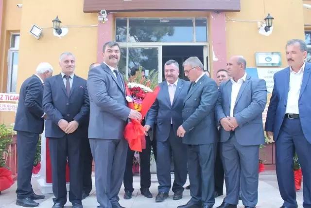Mustafa Arslan Mazbatasını Aldı Görevine Başladı Mustafa Arslan Mazbatasını Aldı Görevine Başladı