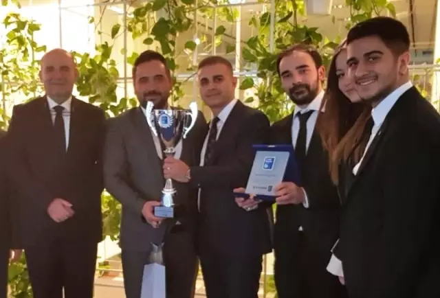 Sanal Borsa Şampiyonlarından Rektör Aldemir'e Ziyaret