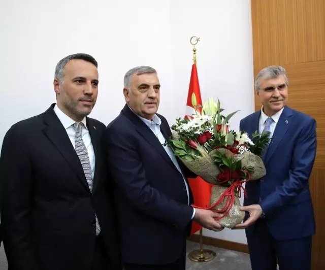 Toçoğlu, Yerini Ekrem Yüceye Devretti