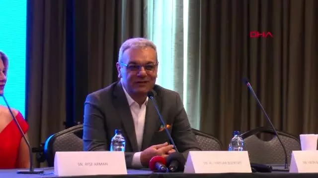 Adana Uluslararası Portakal Çiçeği Karnavalı'nda Kostümlüler Yürüyecek, Siviller İzleyecek Adana Uluslararası Portakal Çiçeği Karnavalı'nda Kostümlüler Yürüyecek, Siviller İzleyecek