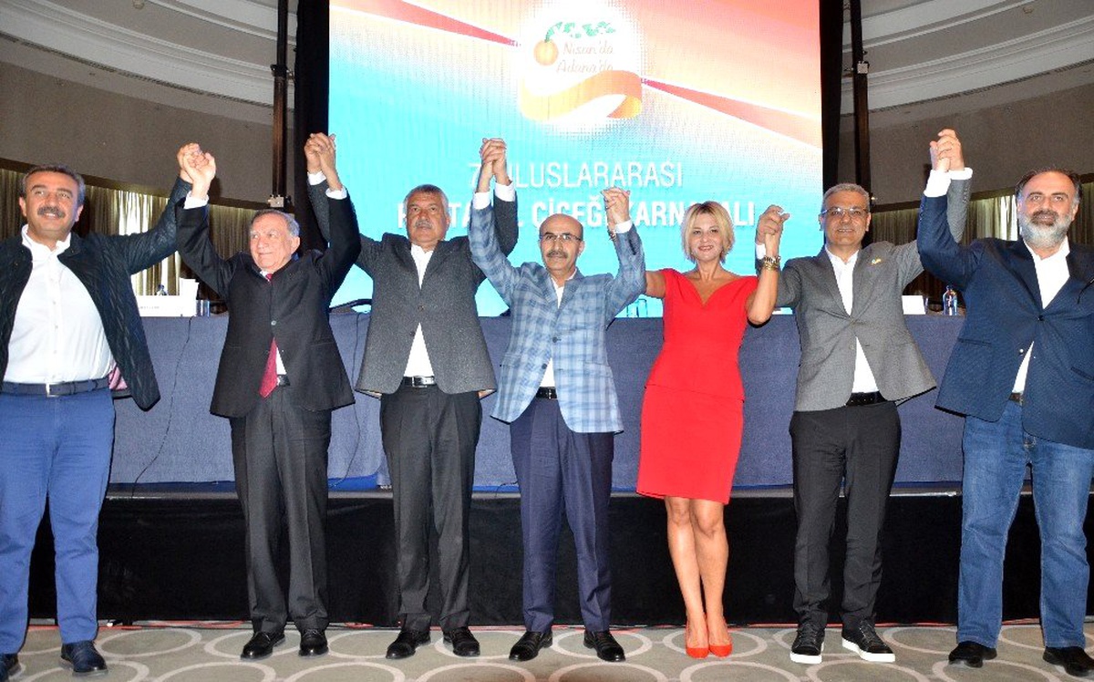 Adana'yı Karnaval Heyecanı Sardı