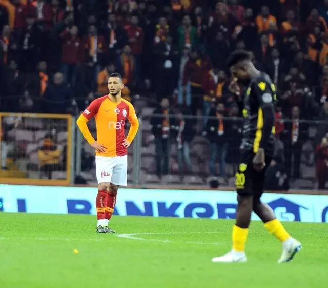 Belhanda'ya Maçtan Sonra Destek
