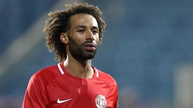 Fenerbahçe, Sangare'yle Söz Kesti